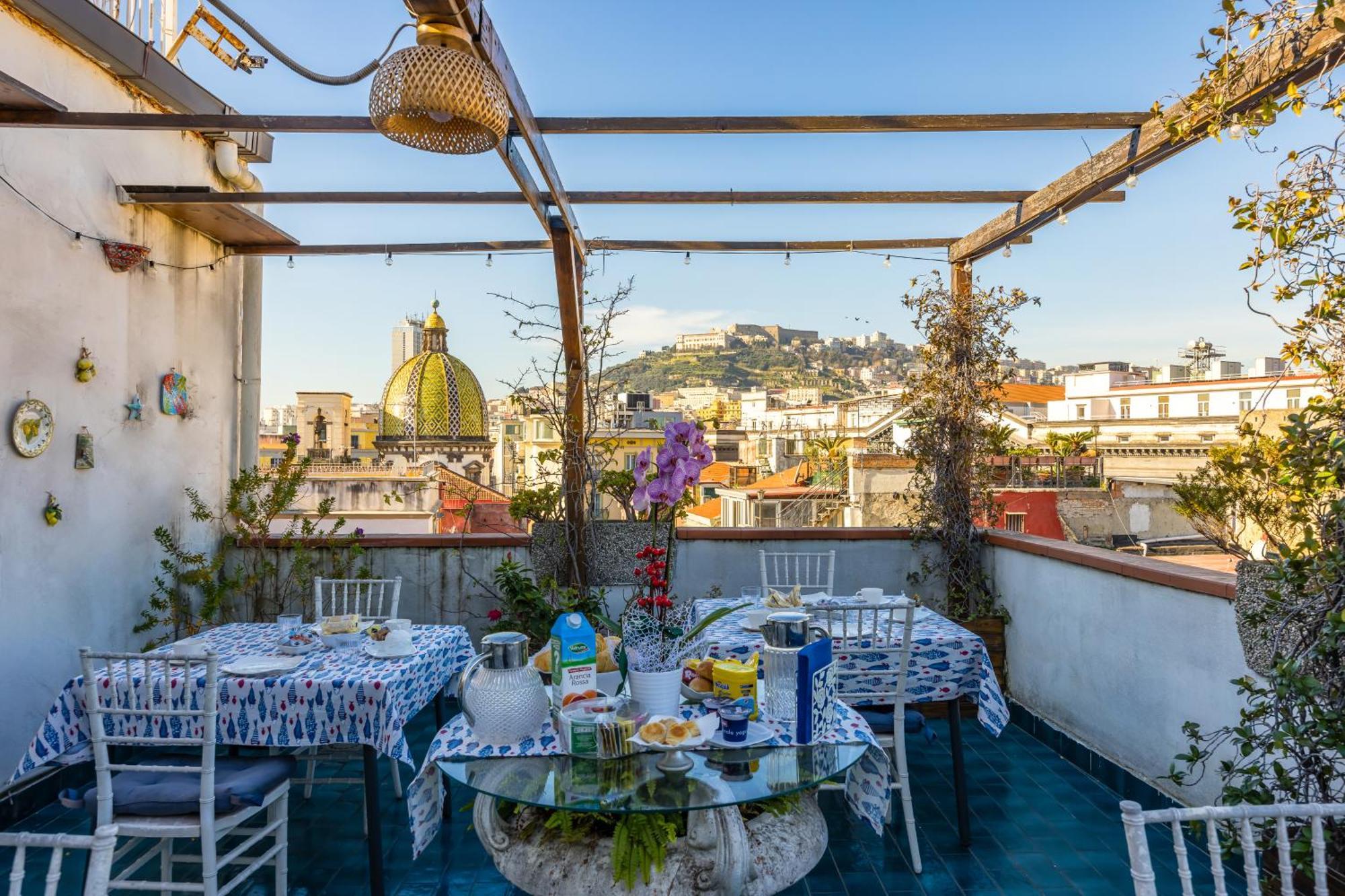 Bed and Breakfast La Casa Di Bruno Napoli Экстерьер фото