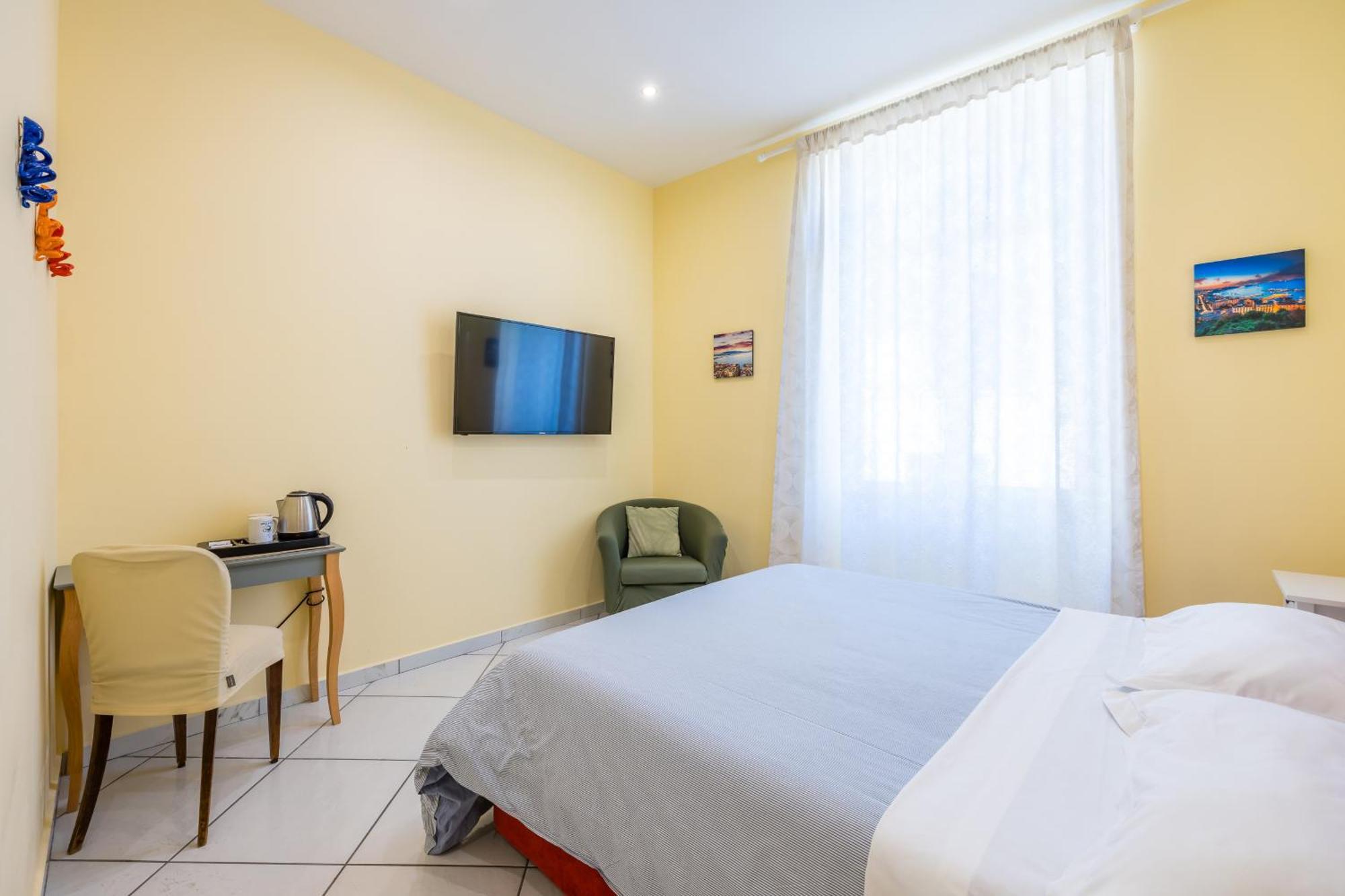 Bed and Breakfast La Casa Di Bruno Napoli Экстерьер фото