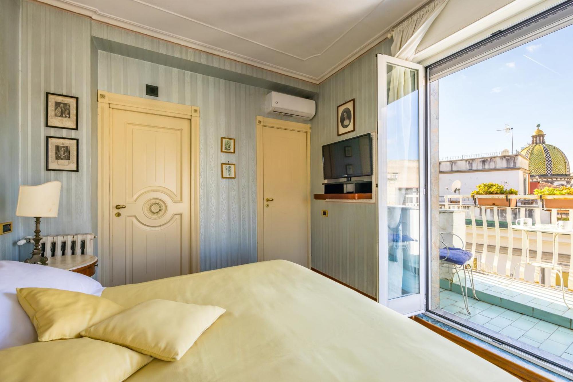 Bed and Breakfast La Casa Di Bruno Napoli Экстерьер фото